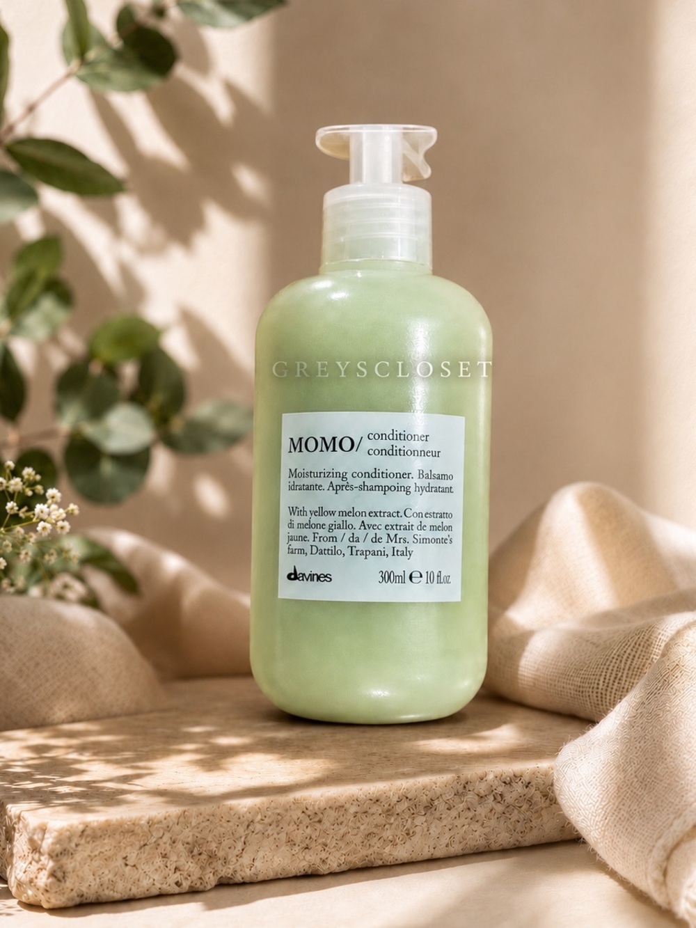 DAVINES MOMO MOISTURIZING CONDITIONER / 10 fl.oz